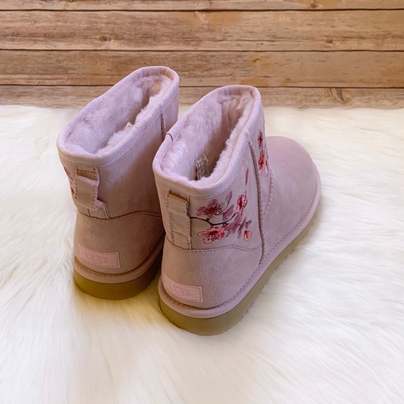 UGG Classic Mini Blossom Boots In Seashell Pink - Picture 3 of 10